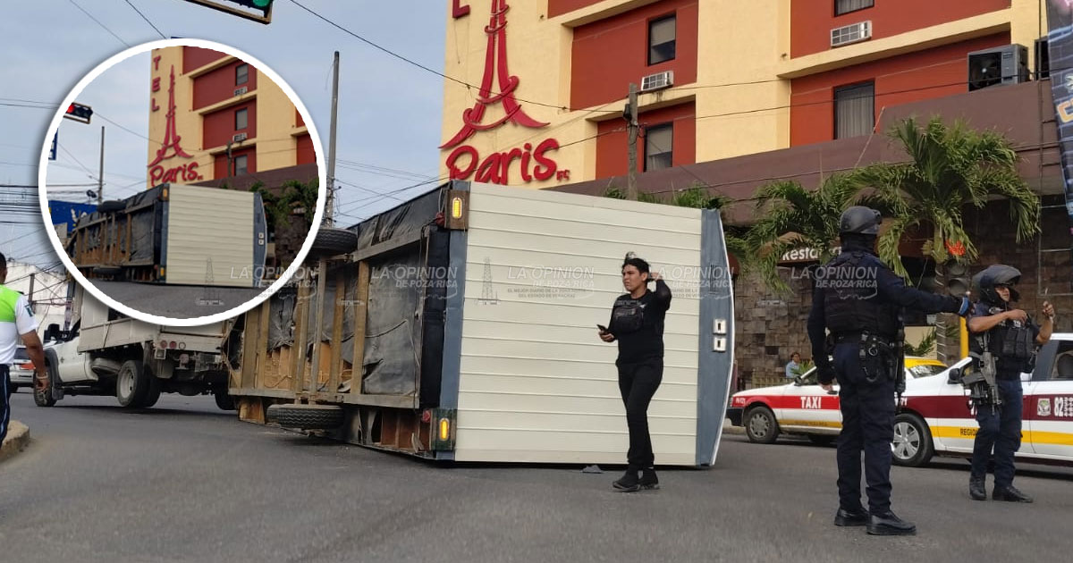 Volcadura en el reloj de la 20