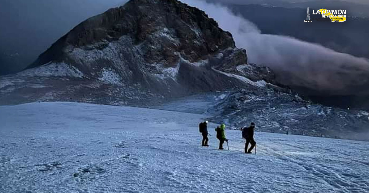 Tragedia en el Pico de Orizaba: muere mujer por hipotermia