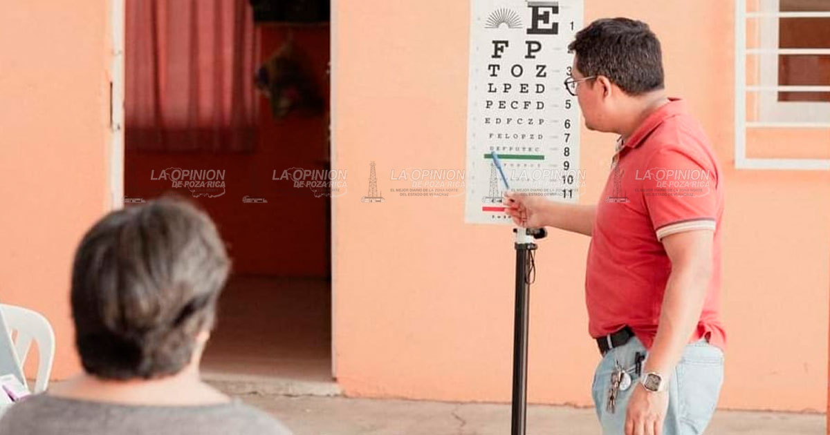 Arranca jornada médica en la explanada municipal