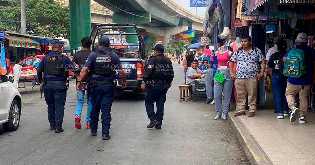 Detienen a ladroncillo del mercado municipal