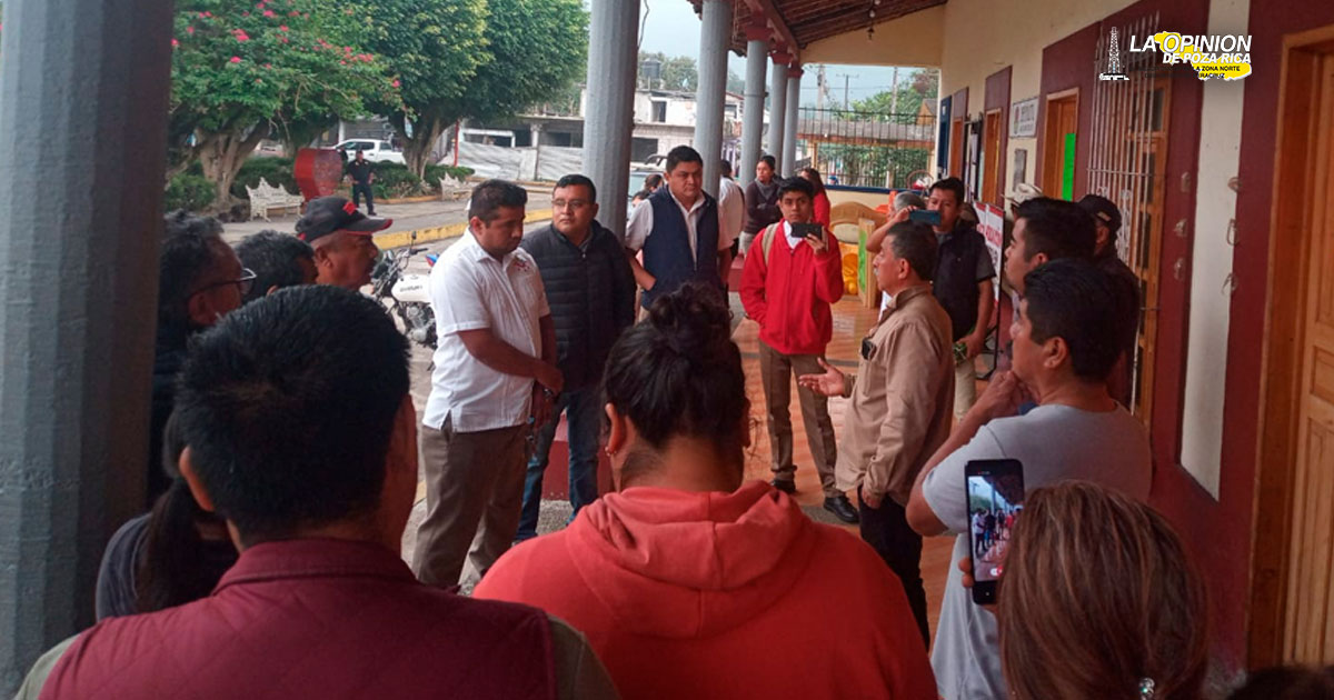 Encuentran despensas en descomposición en DIF de Coetzala