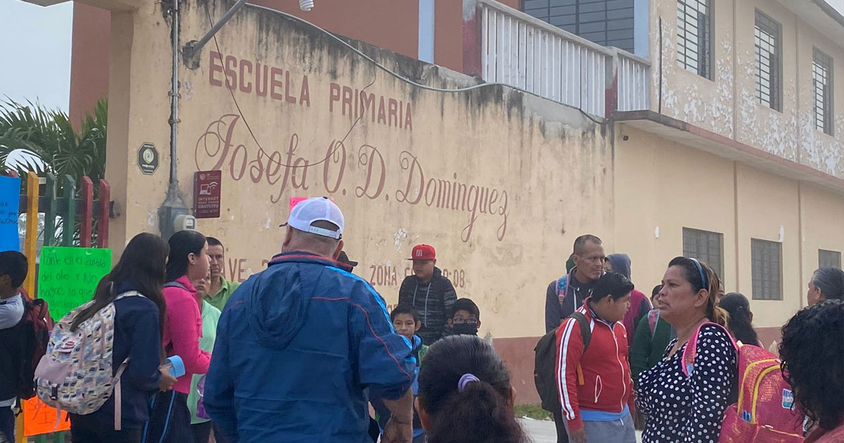 Denuncian a maestra agresiva en Agua Dulce