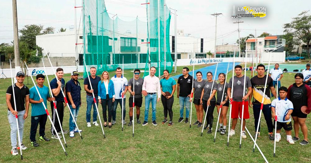 Boca del Río instala "reja" de lanzamiento Olímpica en Unidad Deportiva "El Morro"