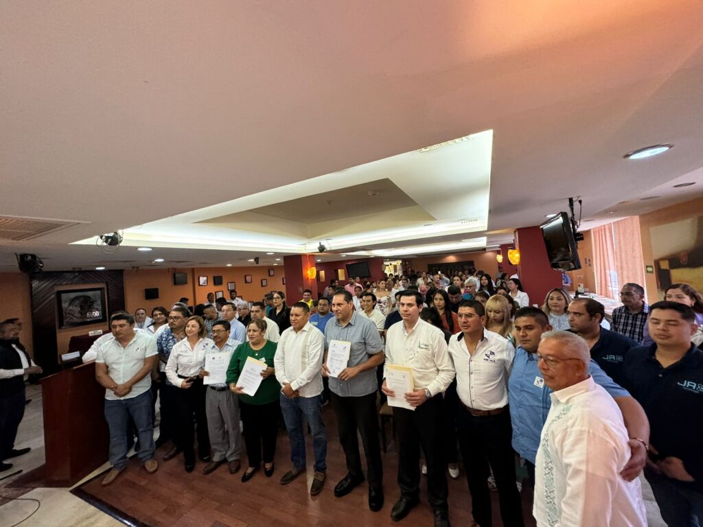 Firman convenio más de 40 empresas SIRMA, respaldo real al magisterio