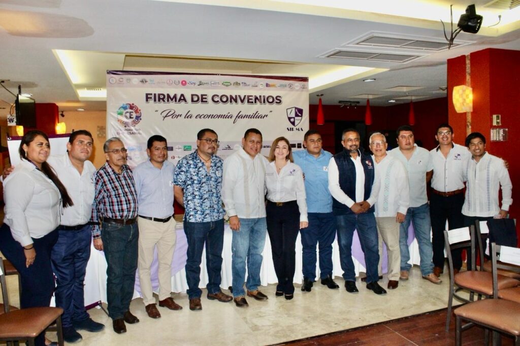 Firman convenio más de 40 empresas SIRMA, respaldo real al magisterio
