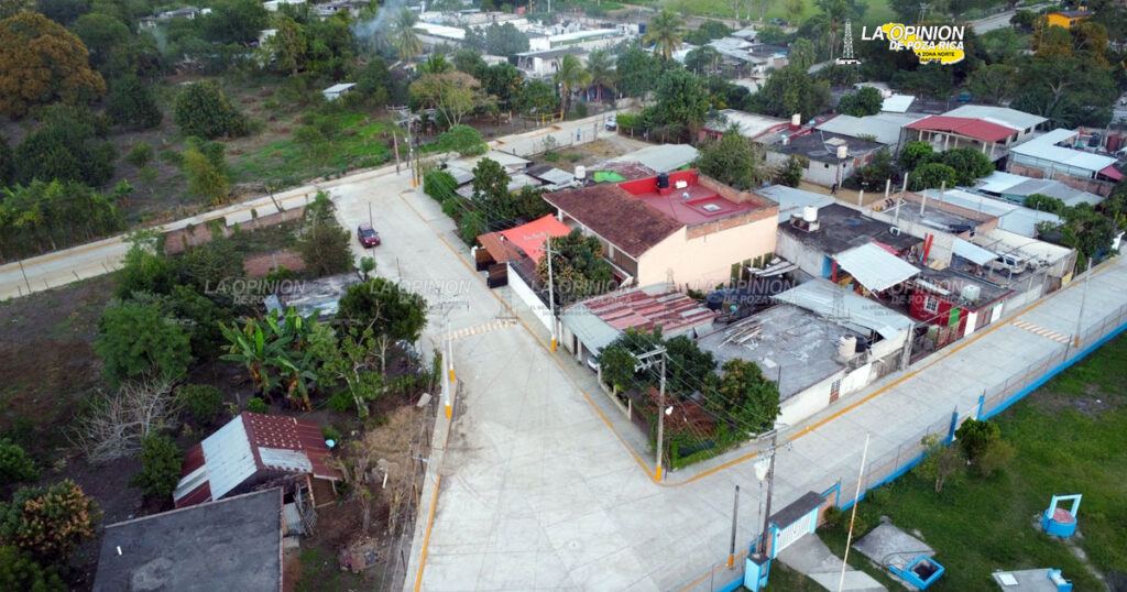 Crece en infraestructura el ejido Zacate Colorado