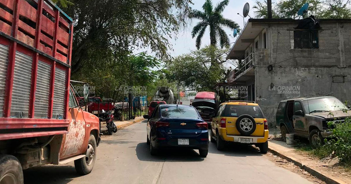 Caos vial por cierre de la avenida Garizurieta