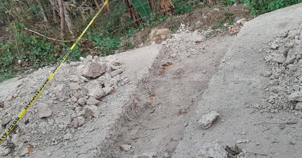 Otra obra mal ejecutada por el alcalde de Cazones, Miguel Ángel Uribe Toral