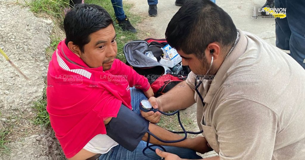 Dos lesionados en choque de motocicletas