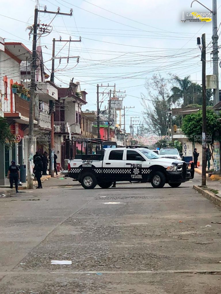Abandonan restos humanos en Cazones