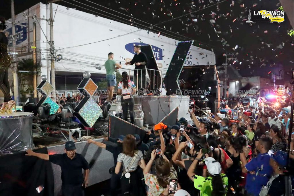 Celebran con carnaval el 86 Aniversario de la Expropiación Petrolera