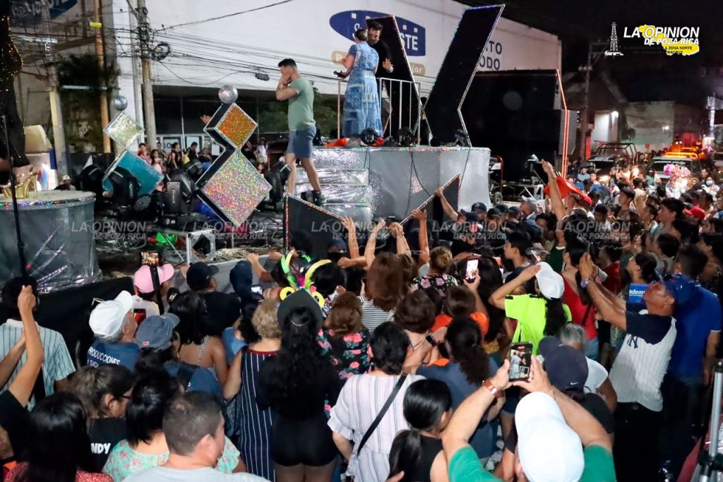 Celebran con carnaval el 86 Aniversario de la Expropiación Petrolera