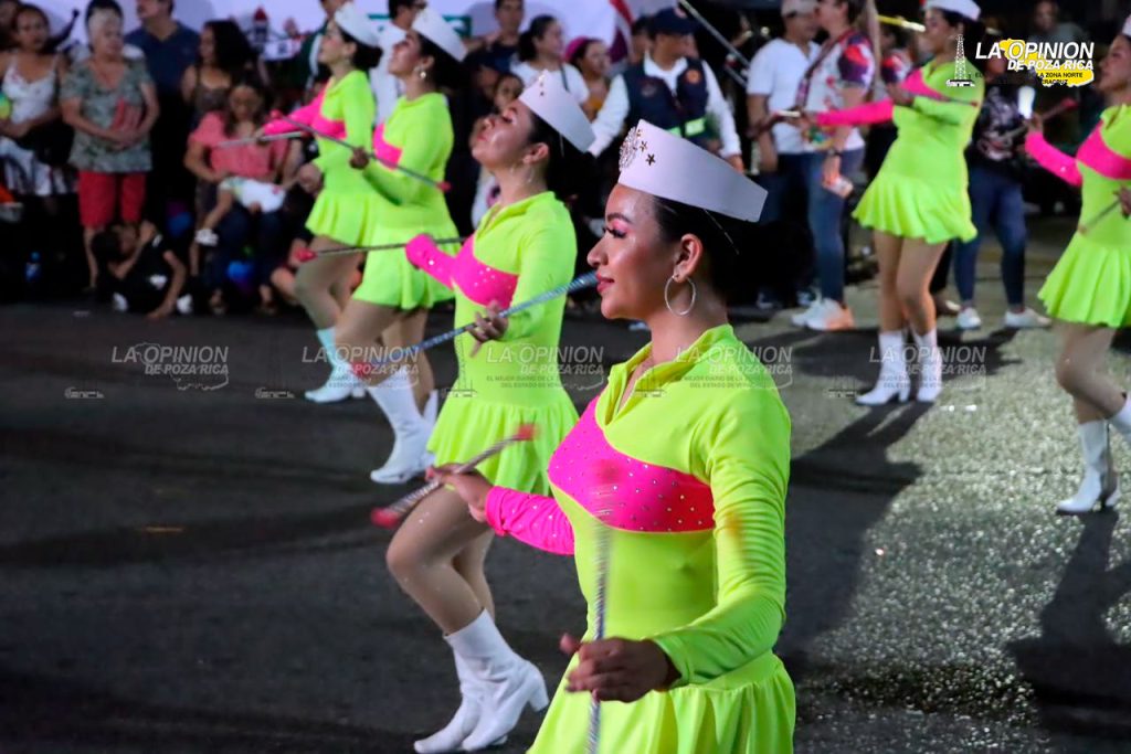 Celebran con carnaval el 86 Aniversario de la Expropiación Petrolera