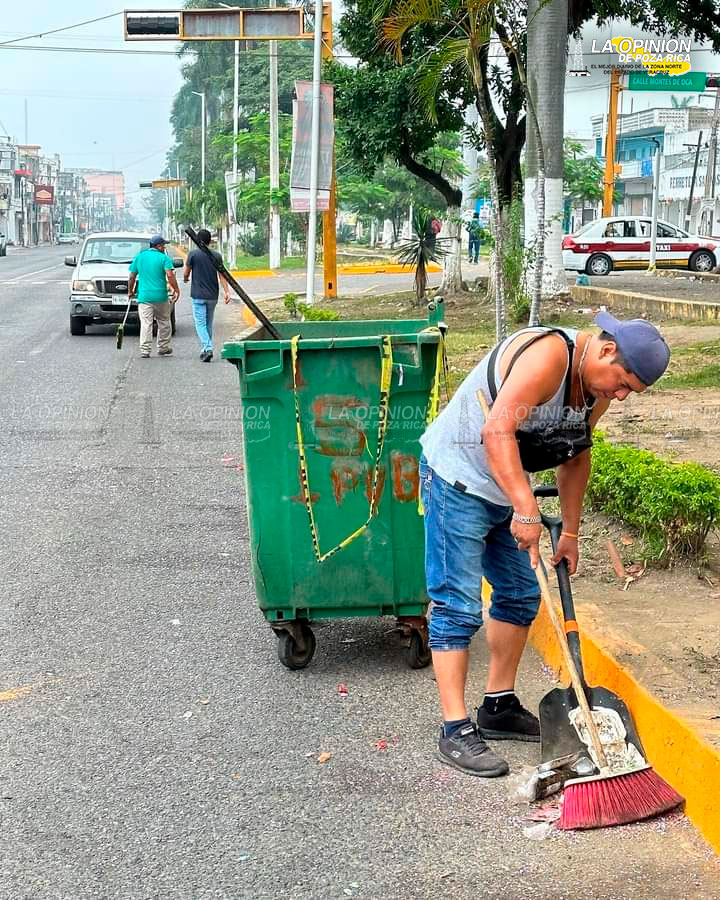 Realizan limpieza tras el Carnaval