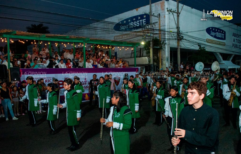 Miles de personas asisten a Fiestas del Petróleo 2024