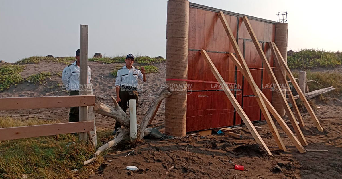 Fuerza Civil, Policía Estatal, y Policías Ministeriales de Alvarado, intentan irrumpir ilegalmente en predio de Isla del Amor