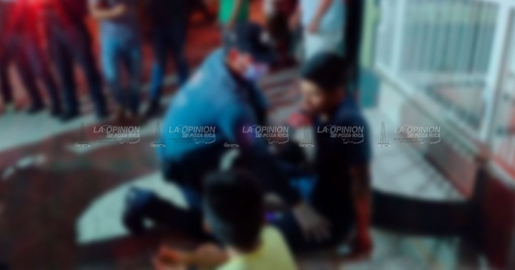 Motociclista atropella a una quinceañera