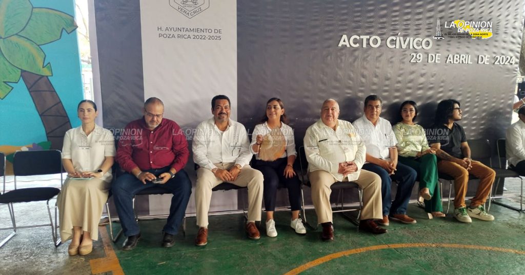 Debemos preservar el amor por nuestra Bandera y por México