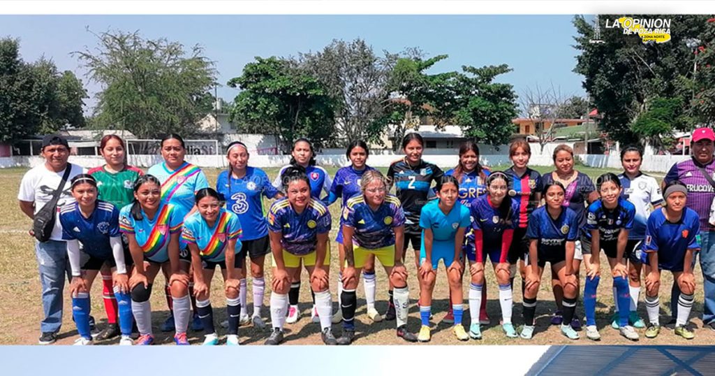 Juego de estrellas de la liga de futbol femenil de Poza Rica 2Da B2