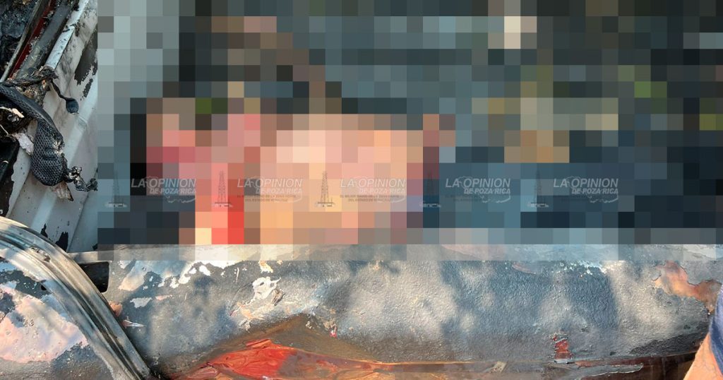 Tres muertos y cinco heridos en volcadura