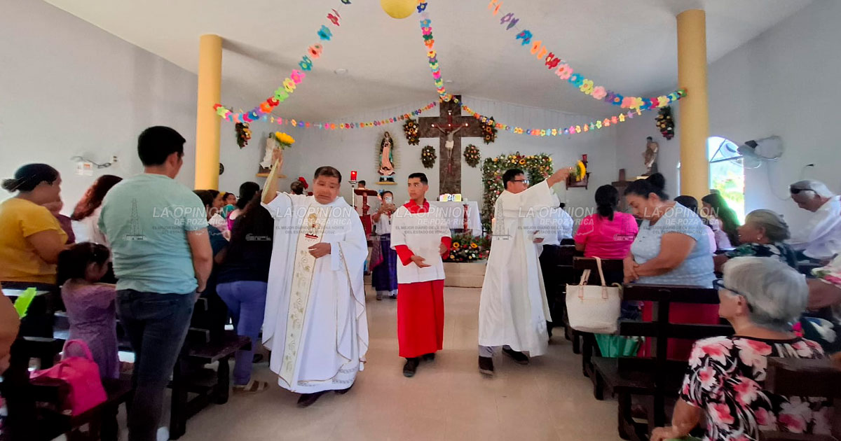 Comunidad católica abre un nuevo templo