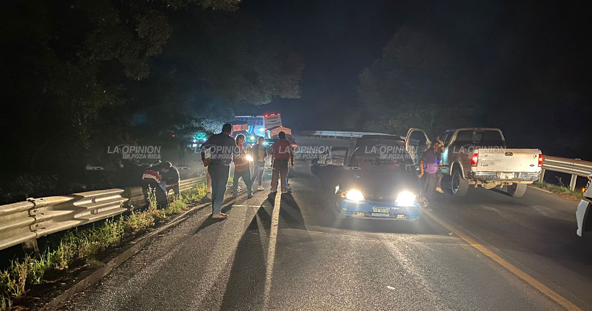 A consecuencia de un grave accidente de tráfico, una mujer perdió la vida.