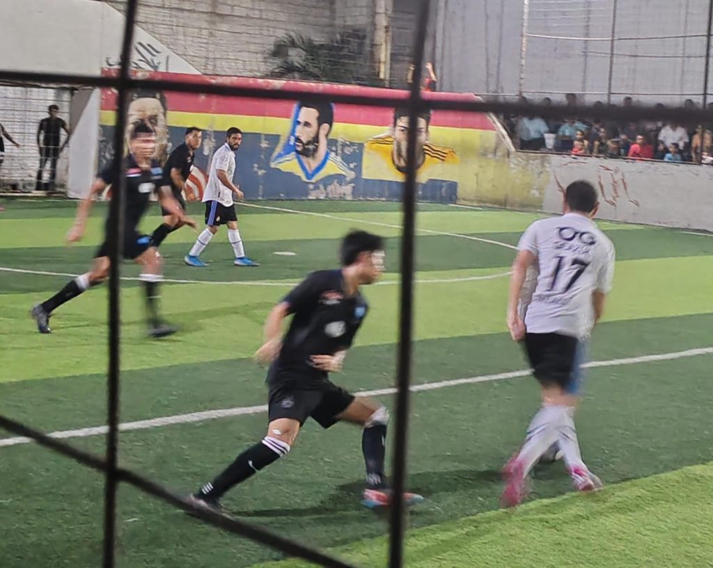 ¡UHV Campeones arrasadores 2023-24 de la máxima categoría!