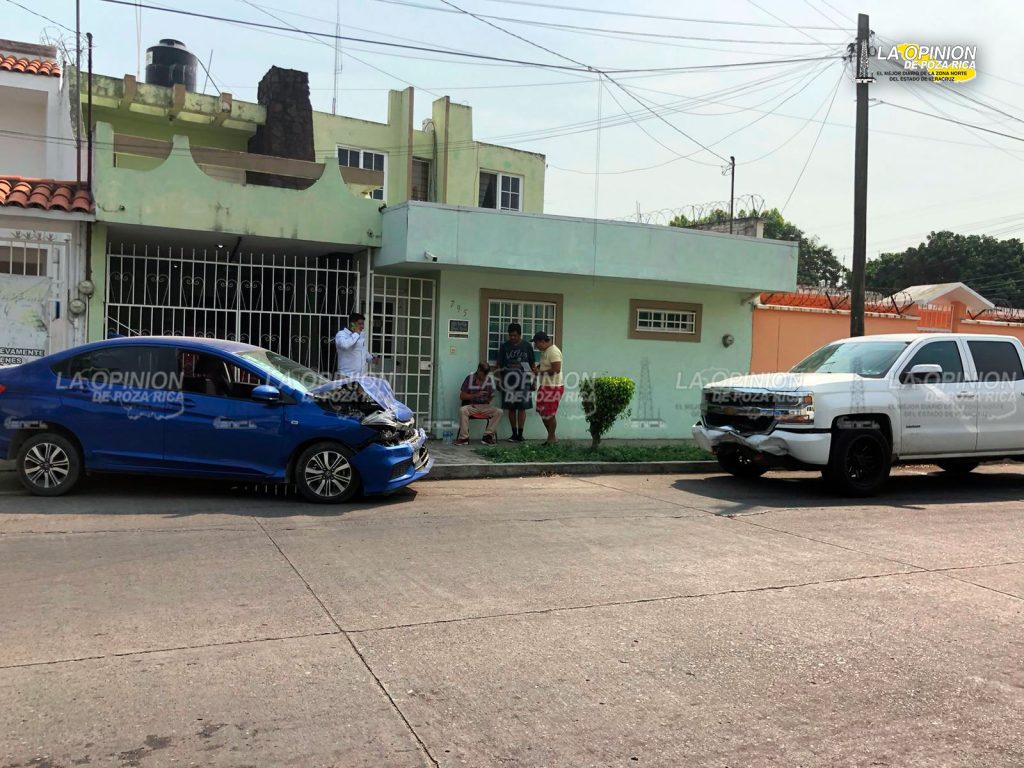 Encontronazo en calle Uno