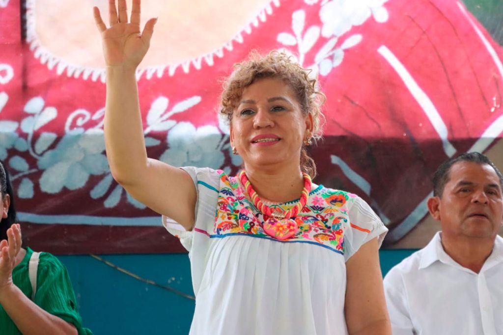 Morenos, tramposos con topes de campaña