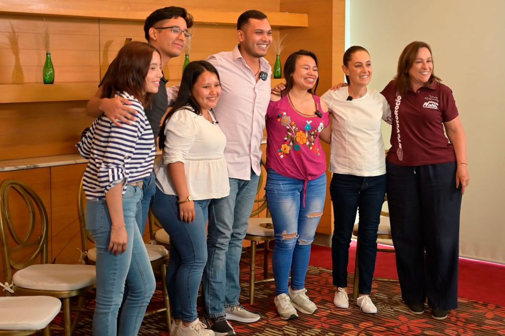 Rocío Nahle y Claudia Sheinbaum comparten agenda en segundo día de gira en Veracruz