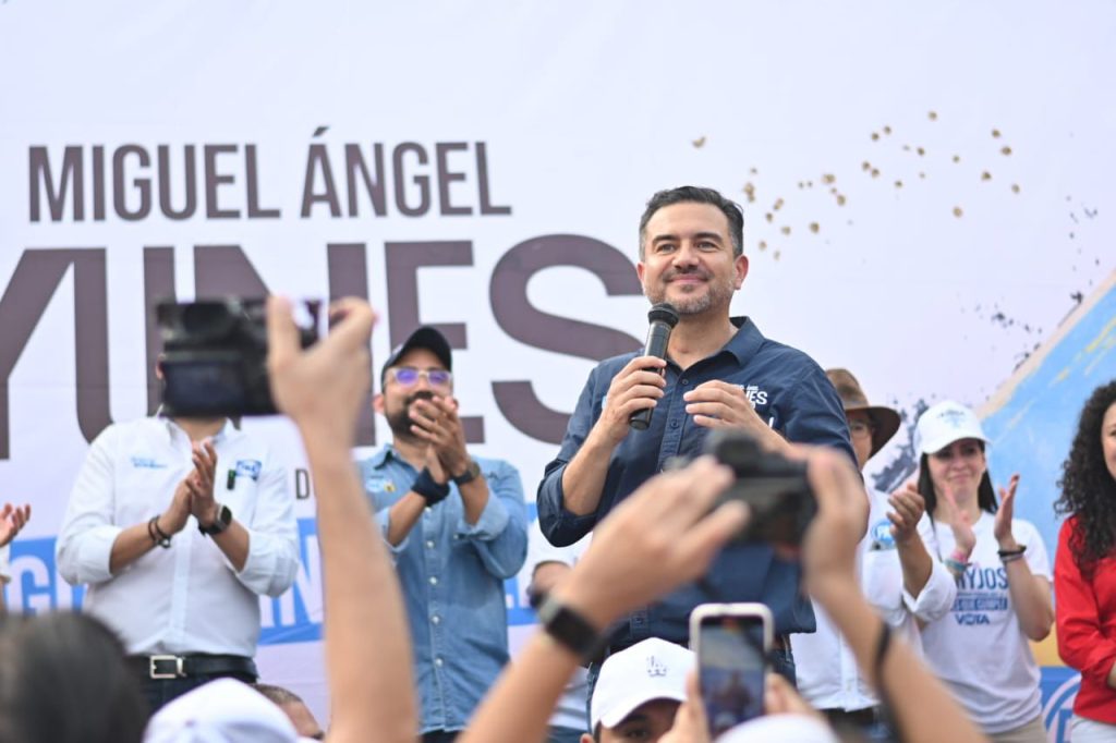En Veracruz se prendió la llama de la esperanza llamada cambio: Miguel Ángel Yunes