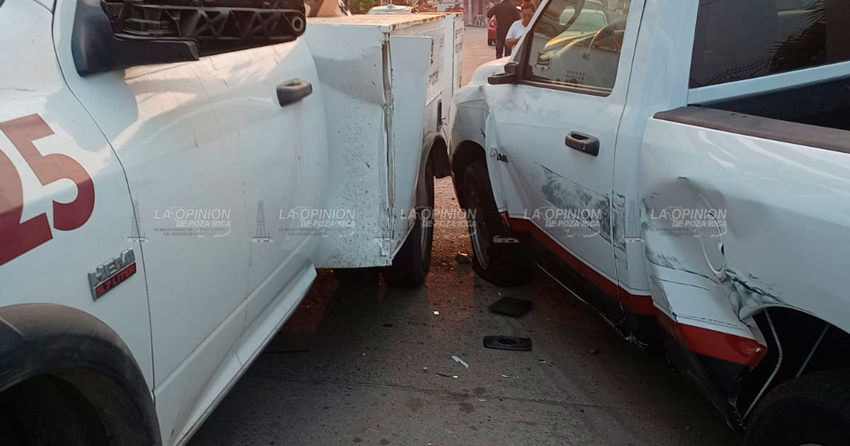 Ebrio secretario particular del alcalde de Coatzintla provoca choque.