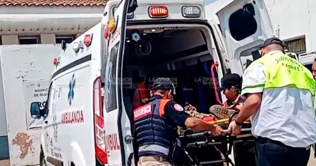 Vuelca patrulla de la Marina Armada y resultan lesionados 6 elementos en la autopista cerca de Acayucan