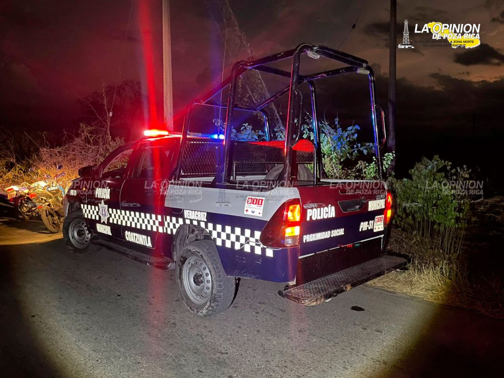 ¡Brutal choque de camionetas!
