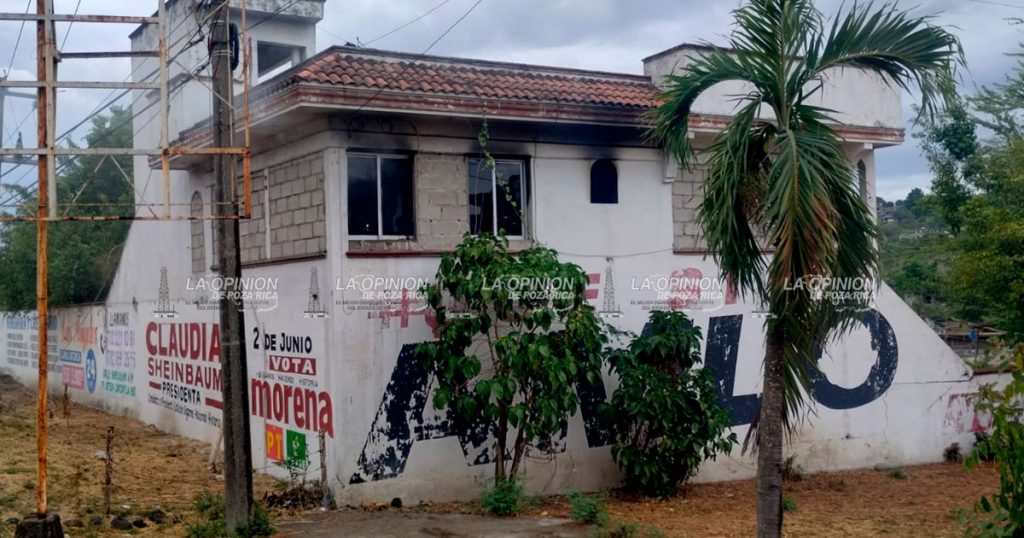 Desconocido provoca fuego en bodega de ex instalaciones de ATPC