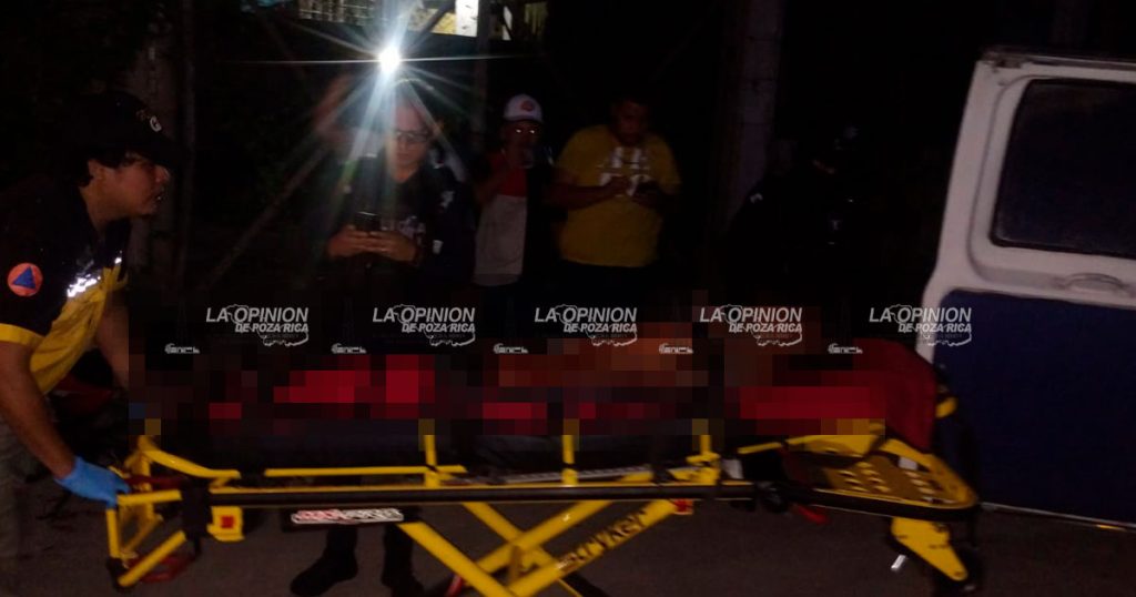Violenta disputa entre vecinos deja un hombre herido en Tihuatlán