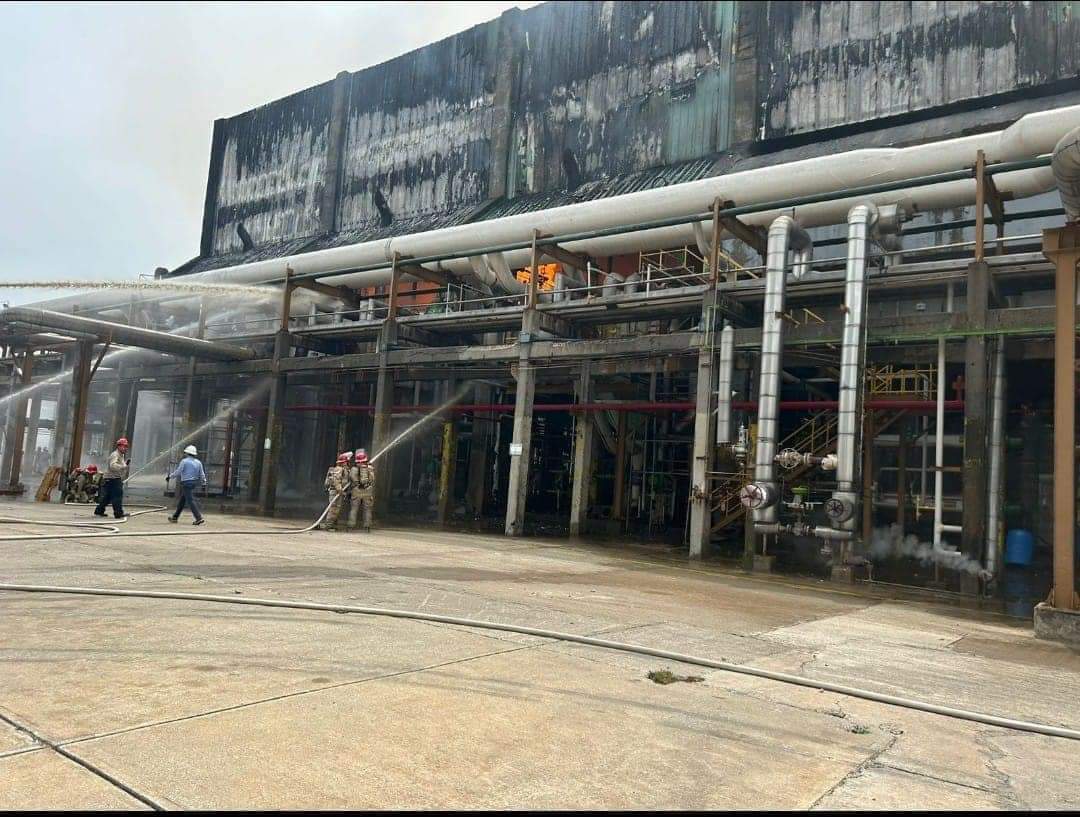 Explosión en área de Criogénicas el complejo petroquímico de Nuevo Pemex