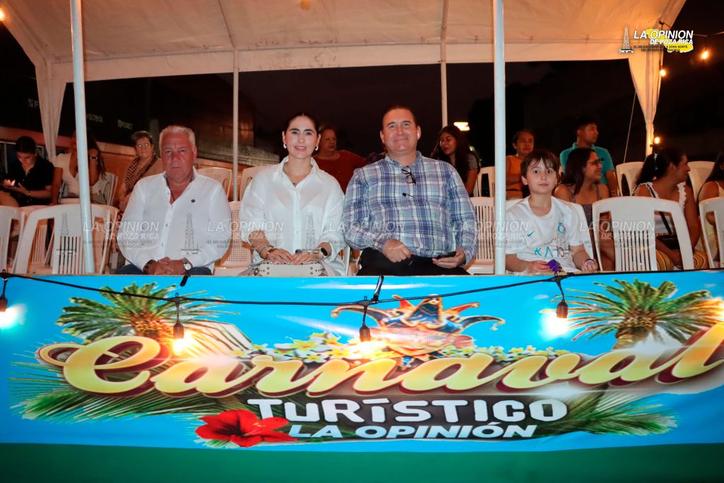 Alegría en el Carnaval Turístico