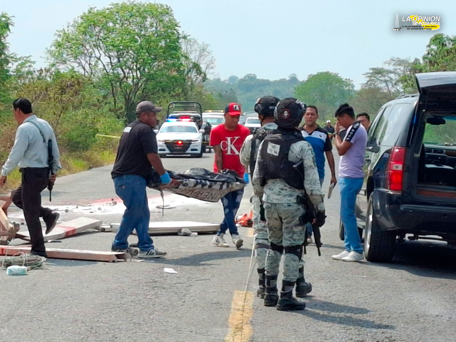 Fatal volcadura deja 1 muerto y 3 heridos