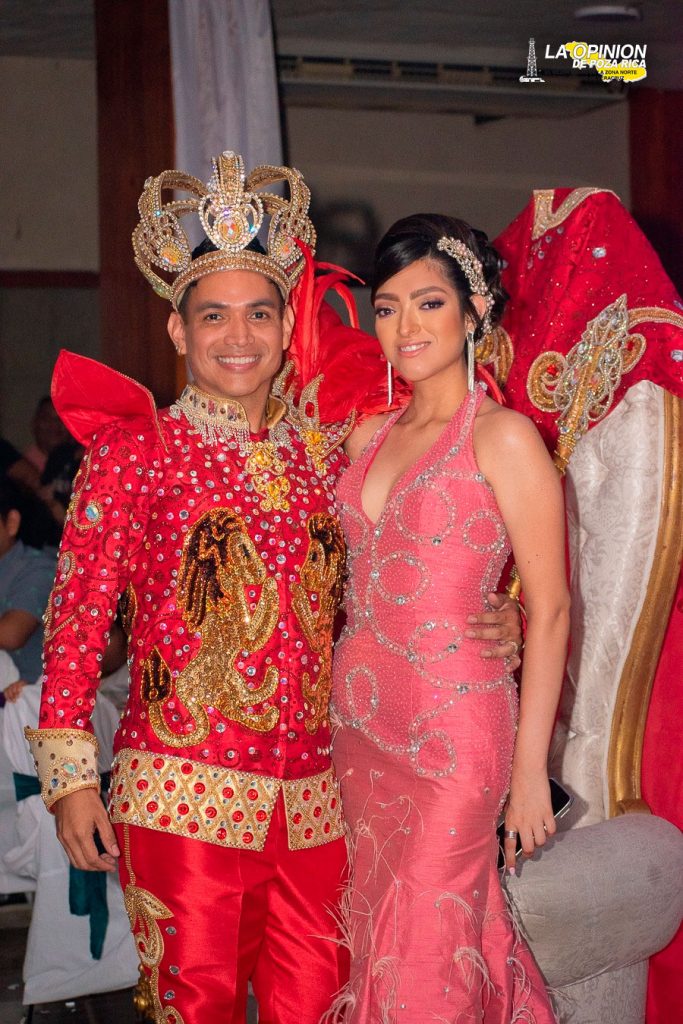 Coronan a los reyes LGBTQ+ del Carnaval de Veracruz 2024