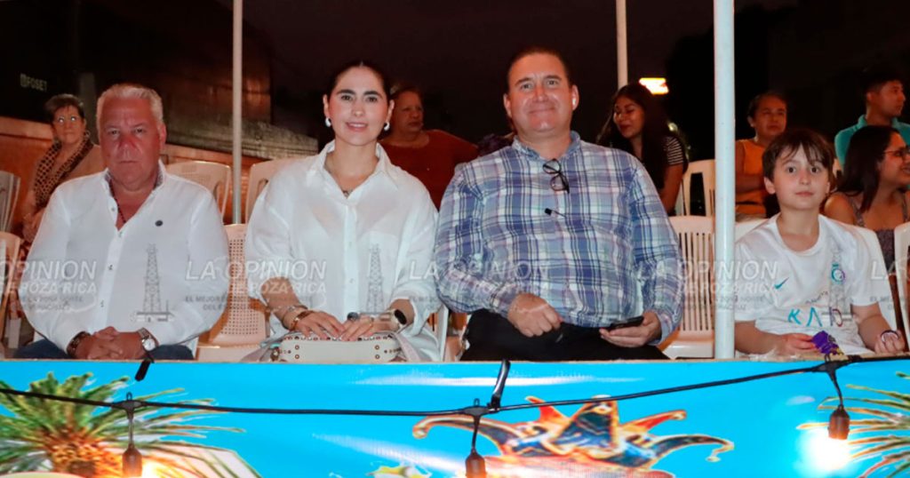 ¡Viene más fiesta con La Opinión!