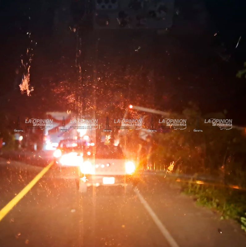 Aparatoso accidente de autobuses de pasaje en carretera de Alvarado