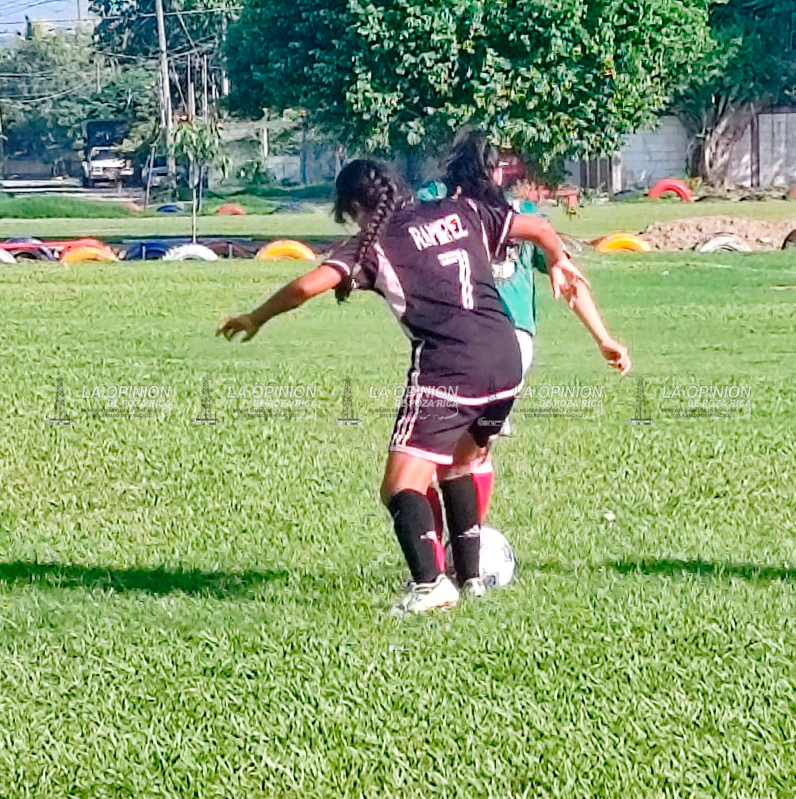 ¡Sacan una victoria afortunada!