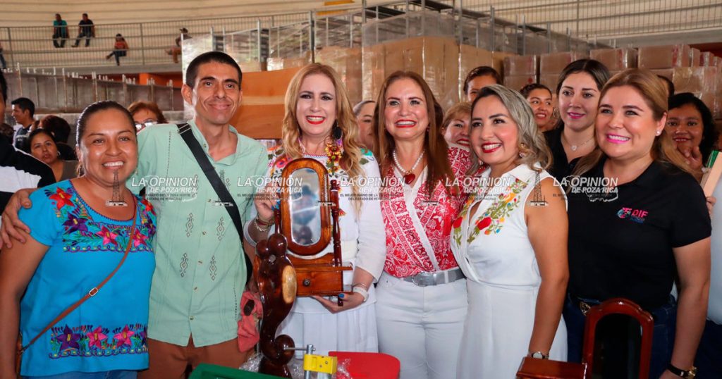 Llegan proyectos productivos al DIF