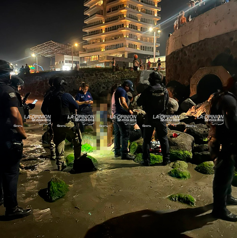 Óscar de 16 años es rescatado de ahogarse