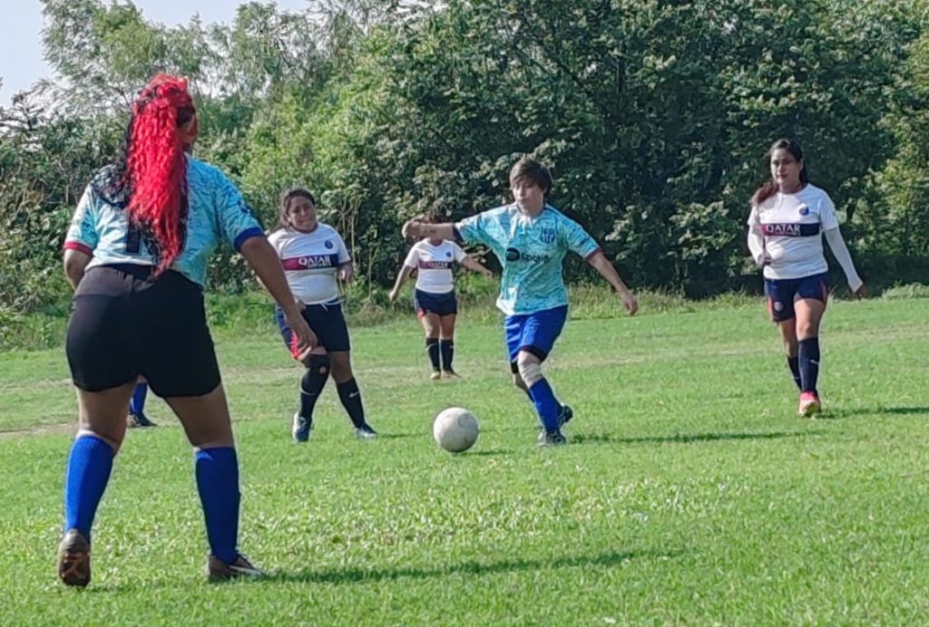 ¡Chicas Rebel supera ligeramente a las Galácticas!