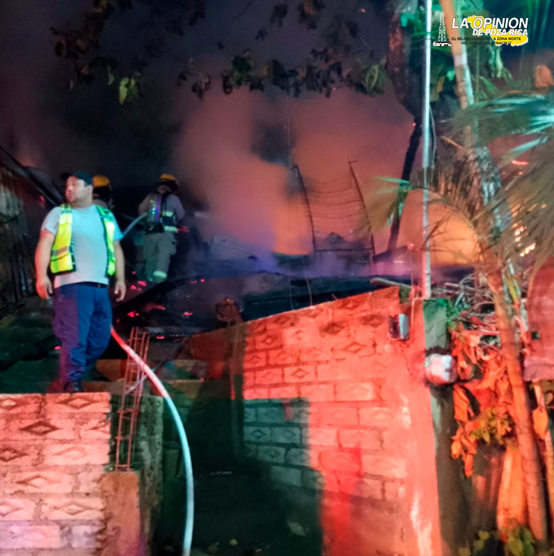 Incendio en una vivienda de la colonia Buena Vista