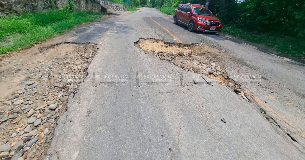 Lluvias dañan el camino al Cristo Redentor