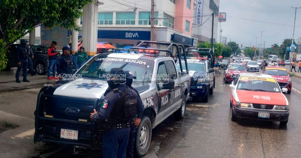 Detenida mujer por circular en sentido contrario