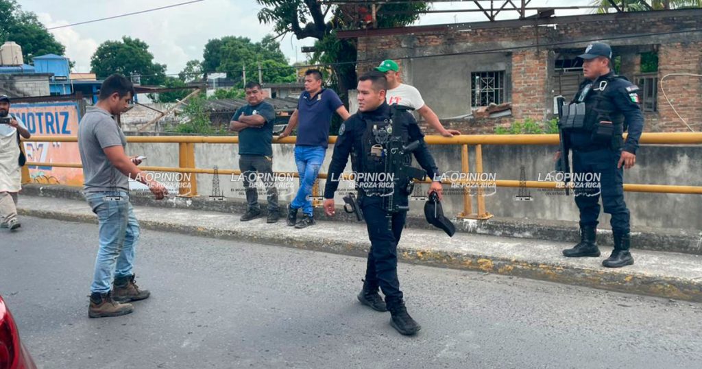 Choque por alcance en el Bulevar Lázaro Cárdenas
